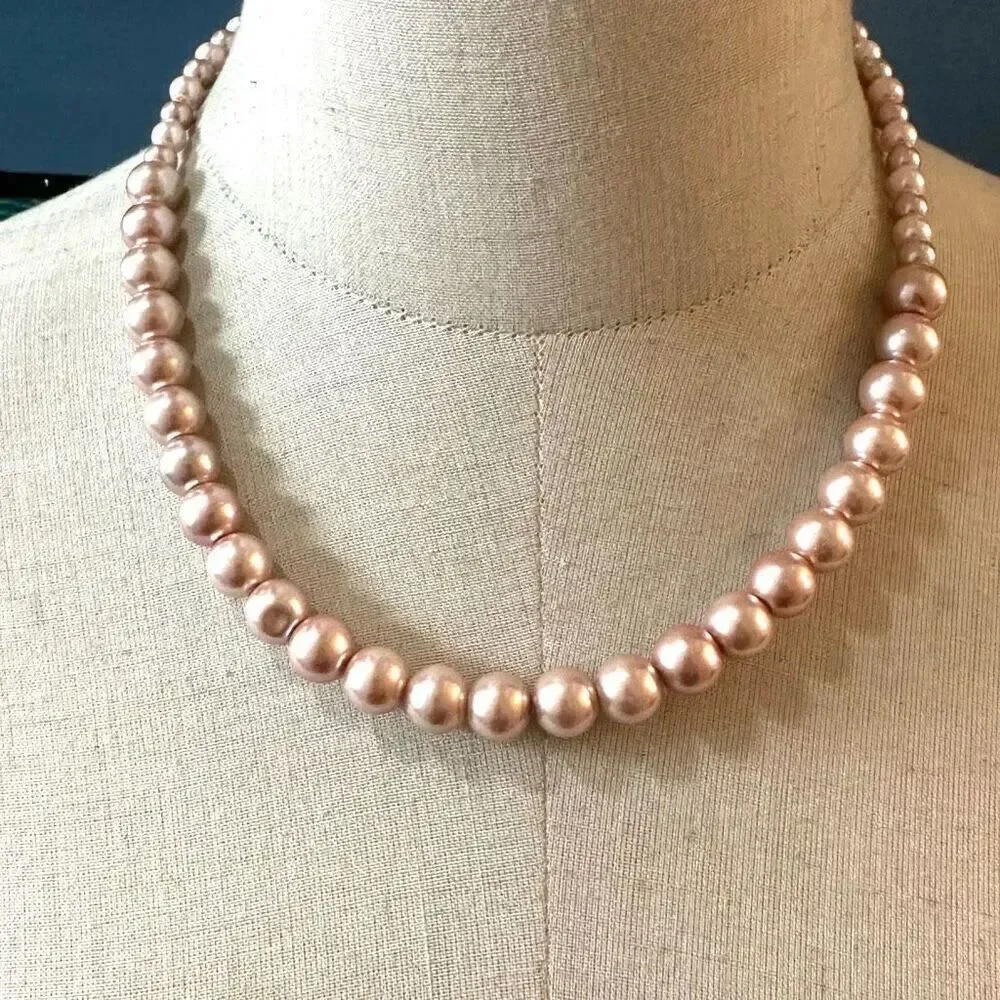 Pink pearl necklace